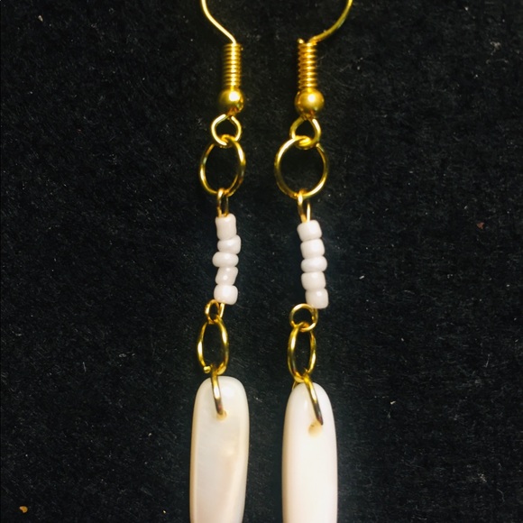 GOLD & PEARL - Picture 2 of 2